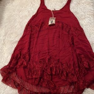 NWT micro dot with lace high low layering tank.  Size Med